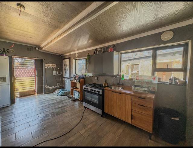 3 BEDROOM HOUSE FOR SALE IN BRENTHURST